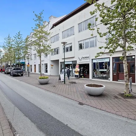 Down Town Rvk Shopping Street Living Reykjavik